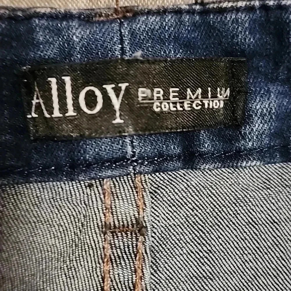 Valentina High Waist Skinny Stretch Distressed Denim Jeans - size 11- NWOT - Picture 4 of 5